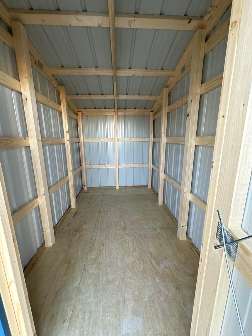 10x16 Metal Run-in Shed w/Tack Room #5616