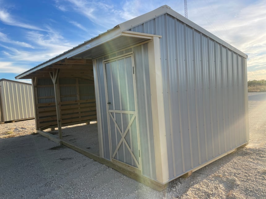 10x24 Metal Run-in Shed w/Tack Room #5826