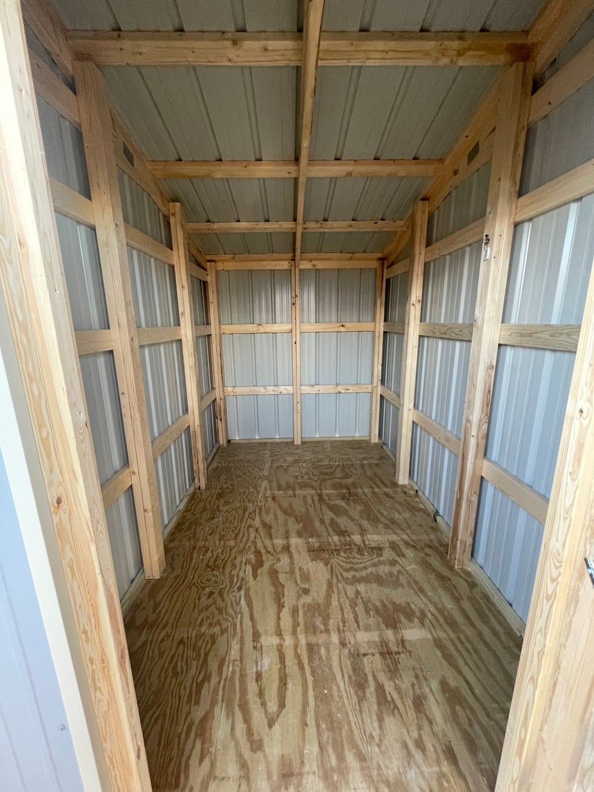 10x24 Metal Run-in Shed w/Tack Room #5826